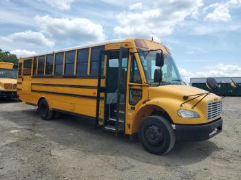  Salvage Freightliner Chassis B2
