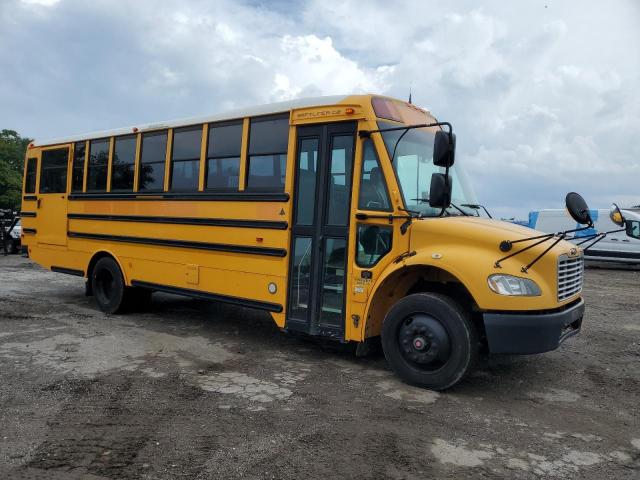  Salvage Freightliner Chassis B2
