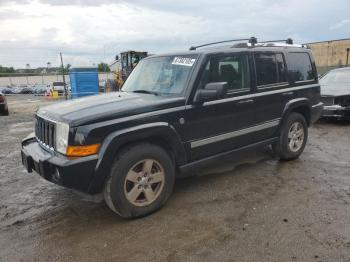  Salvage Jeep Commander