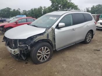  Salvage Nissan Pathfinder