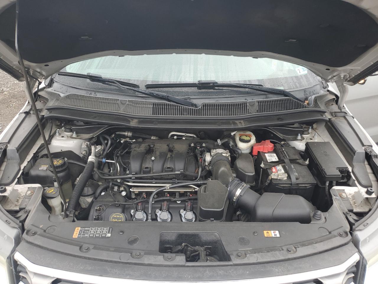 Ford Explorer Xlt Image 13