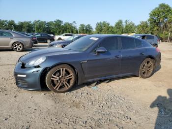  Salvage Porsche Panamera
