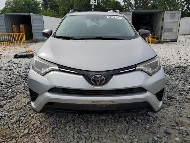 Toyota RAV4 Le Image 13