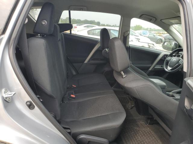 Toyota RAV4 Le Image 12