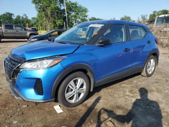  Salvage Nissan Kicks