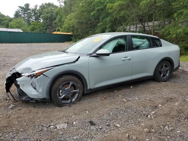  Salvage Kia K4 Lx
