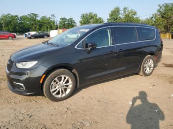  Salvage Chrysler Pacifica