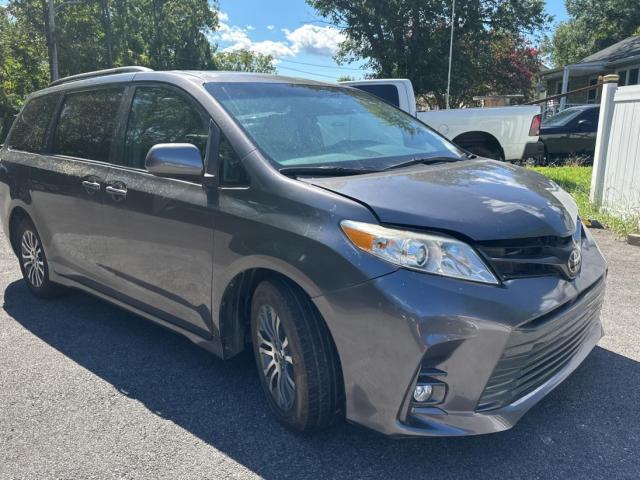  Salvage Toyt Sienna Xle