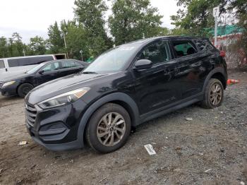  Salvage Hyundai TUCSON