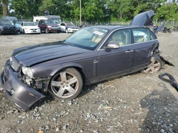  Salvage Jaguar Xj8