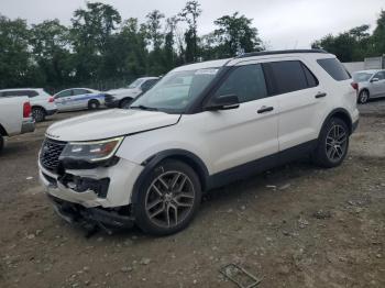  Salvage Ford Explorer