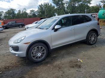  Salvage Porsche Cayenne