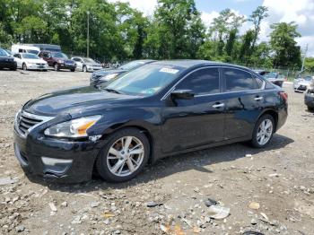  Salvage Nissan Altima