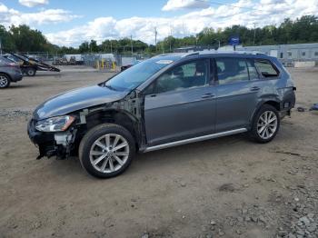  Salvage Volkswagen Golf