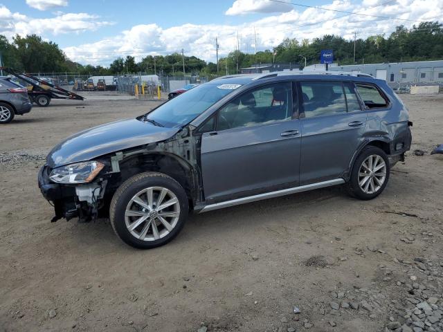  Salvage Volkswagen Golf