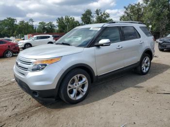  Salvage Ford Explorer
