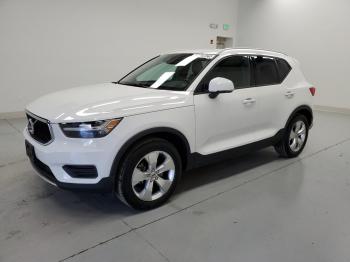  Salvage Volvo XC40