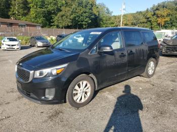  Salvage Kia Sedona