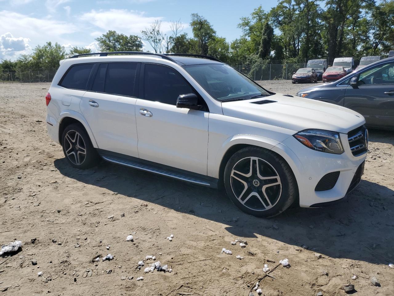 Mercedes-Benz Gls-class 550 4matic Image 2