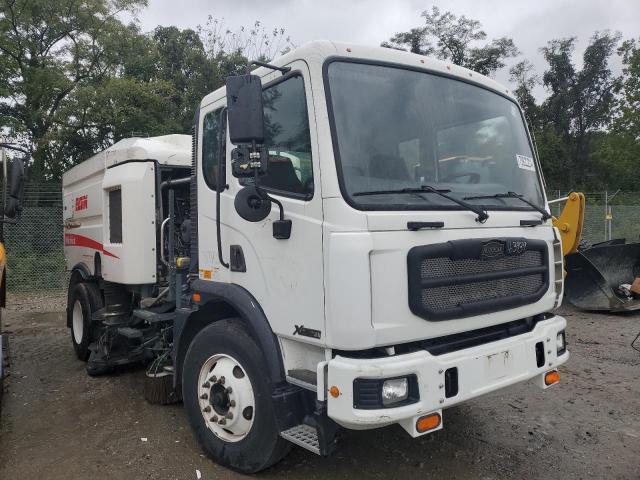  Salvage Autocar Llc Xpert