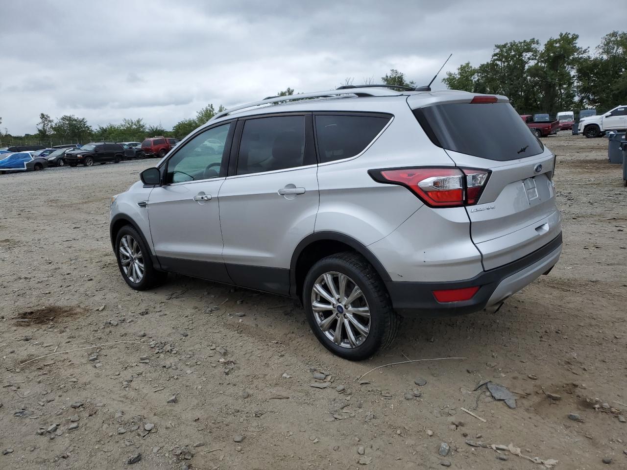 Ford Escape Titanium Image 3