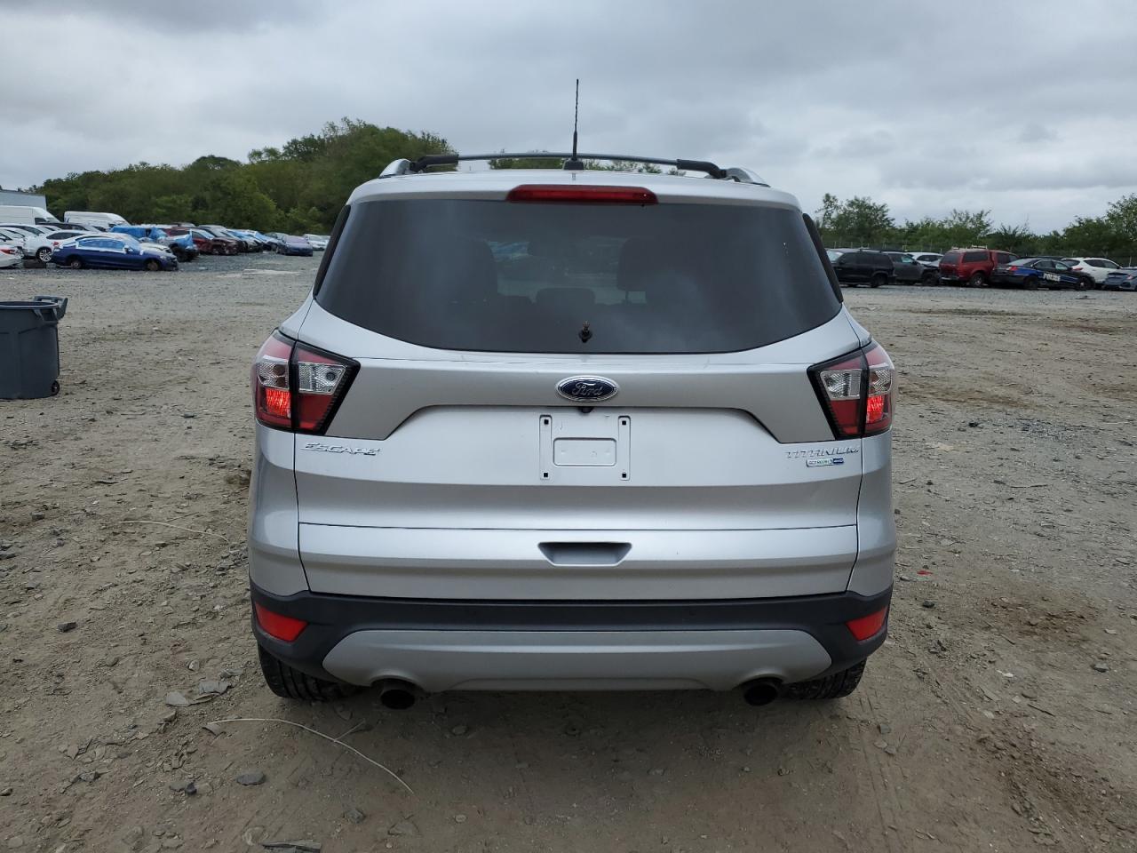 Ford Escape Titanium Image 9