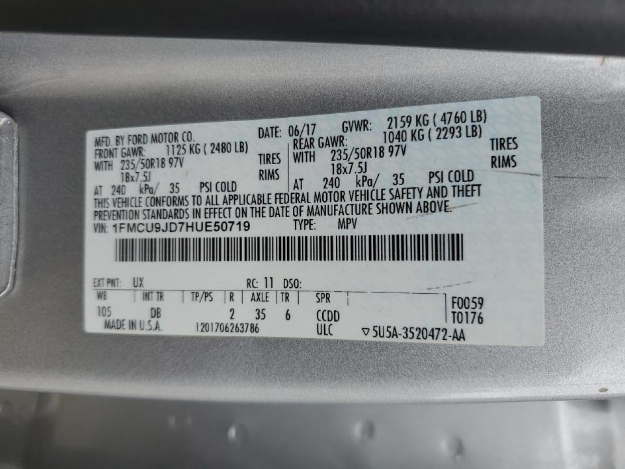 Ford Escape Titanium Image 8