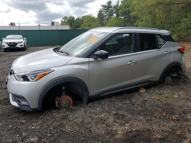  Salvage Nissan Kicks