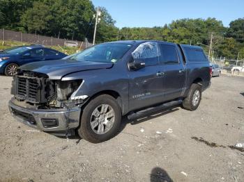  Salvage Nissan Titan