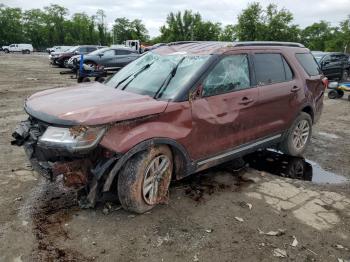  Salvage Ford Explorer