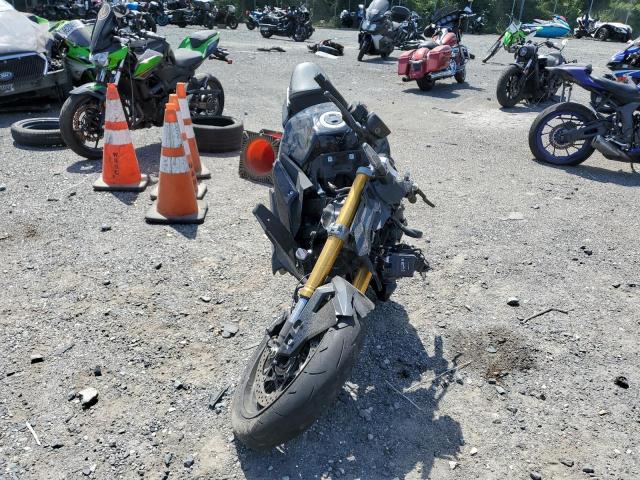 Suzuki Gsxs1000 A Image 4