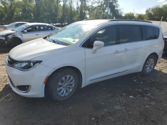  Salvage Chrysler Pacifica