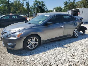  Salvage Nissan Altima