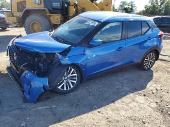  Salvage Nissan Kicks