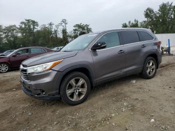  Salvage Toyota Highlander