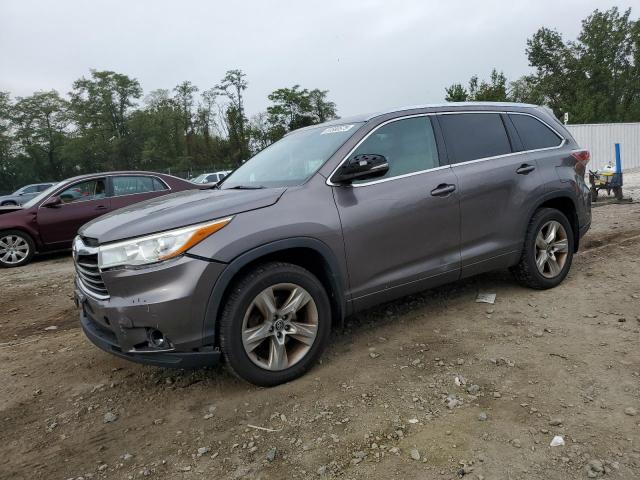  Salvage Toyota Highlander