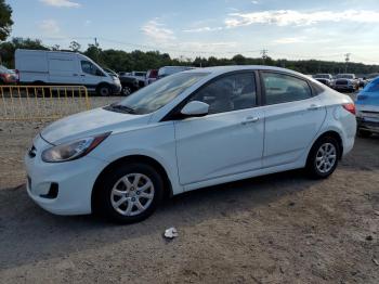  Salvage Hyundai ACCENT
