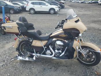  Salvage Harley-Davidson Fl