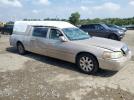 Lincoln Towncar Executive Image 11