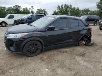  Salvage Nissan Kicks