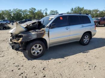  Salvage Toyota Highlander