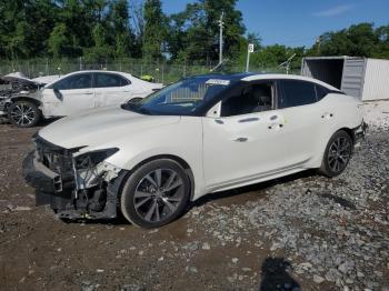  Salvage Nissan Maxima
