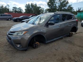  Salvage Toyota RAV4