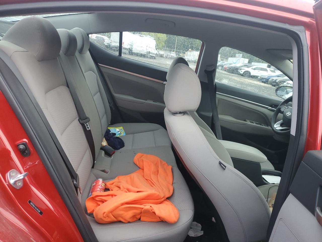 Hyundai ELANTRA Sel Image 6