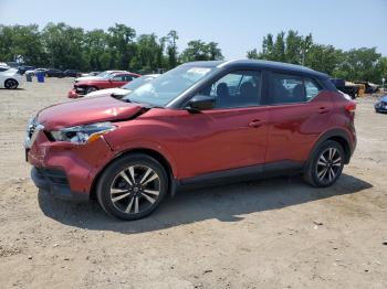  Salvage Nissan Kicks