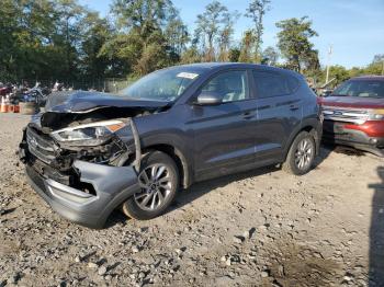  Salvage Hyundai TUCSON