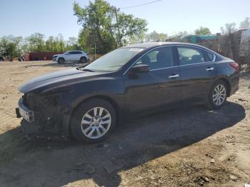  Salvage Nissan Altima
