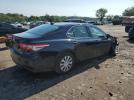 Toyota Camry Le Image 12
