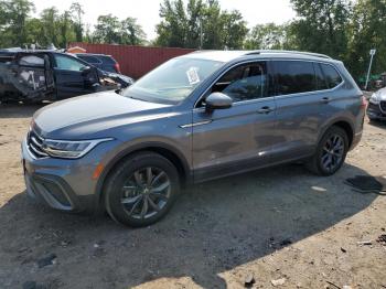 Salvage Volkswagen Tiguan