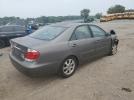 Toyota Camry Le Image 10